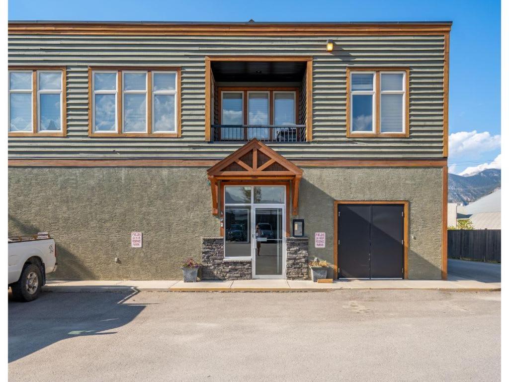 The Grizzly House I Sleep 7 I Patio & Bbq I 55 Tv Apartment Invermere Exterior photo